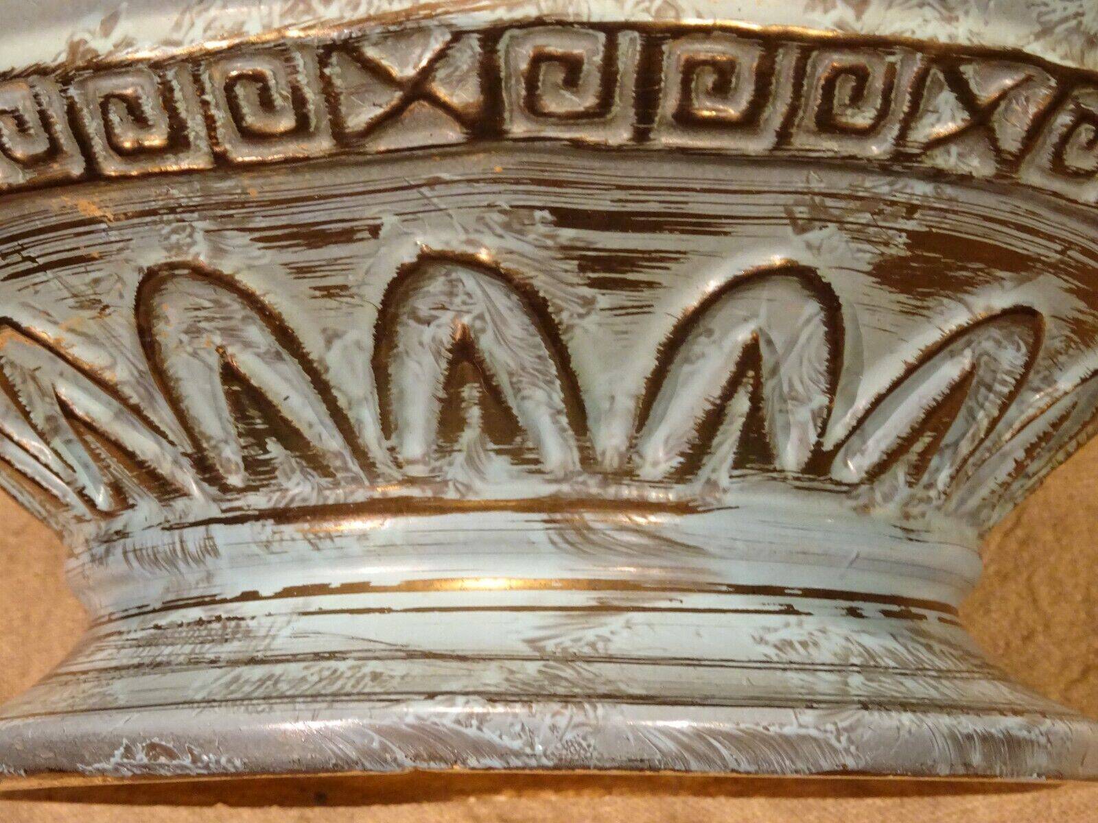 Large U-Keramik ceramic pot cover vase with antique decoration 4.610 kg