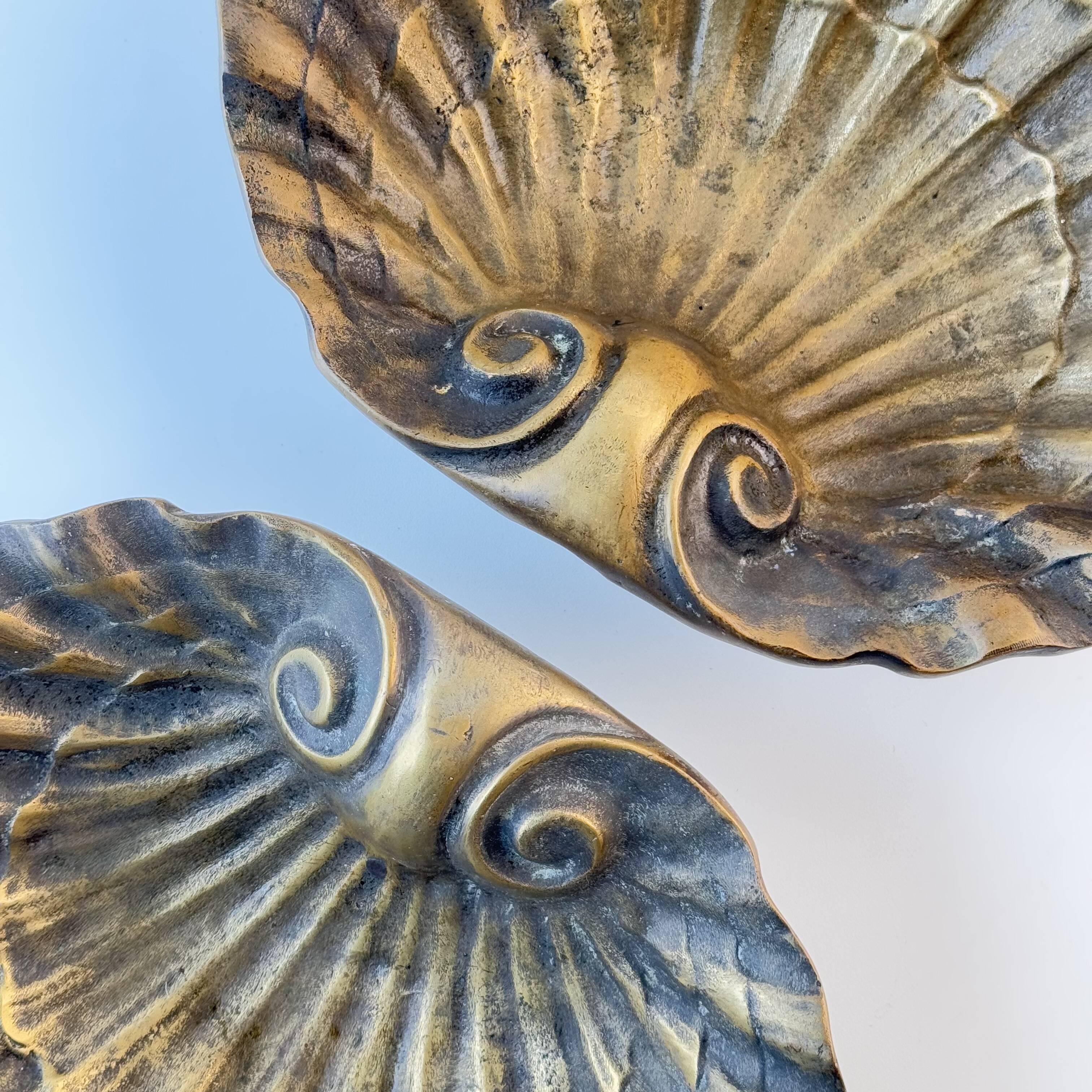 Austrian Secessionist Brass Vide-Poche Bowls, Set of 2, Early 20th Century.