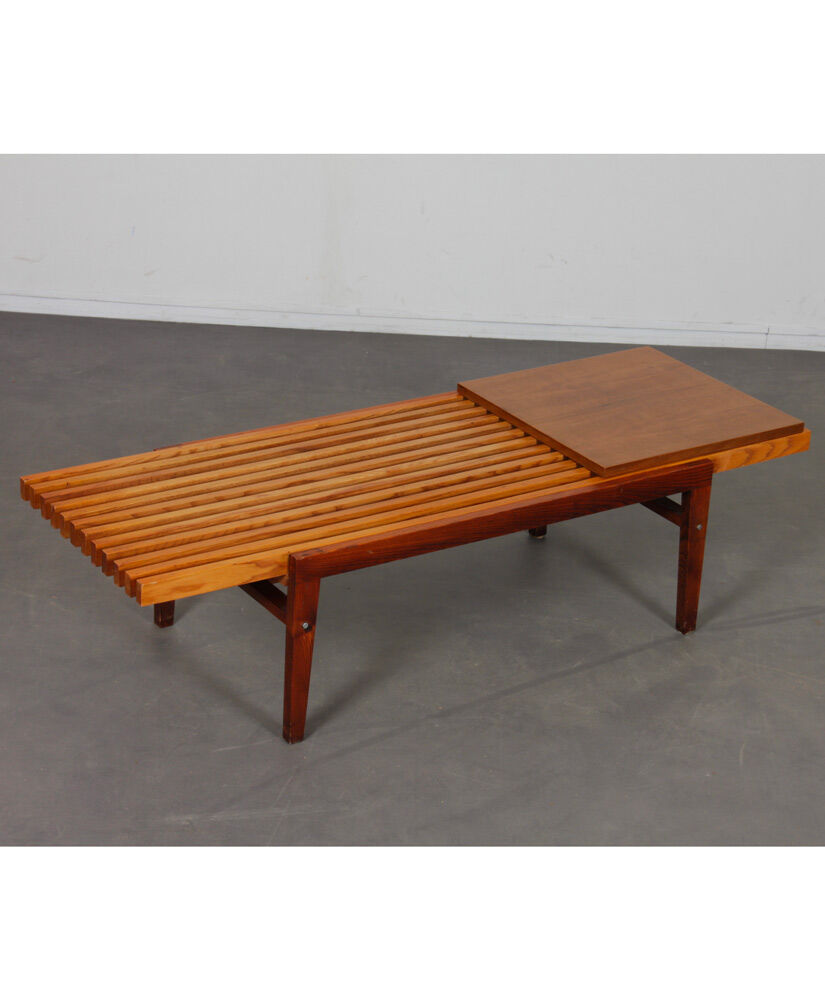 Table basse à lattes par František Mezulanik datant des années 1960