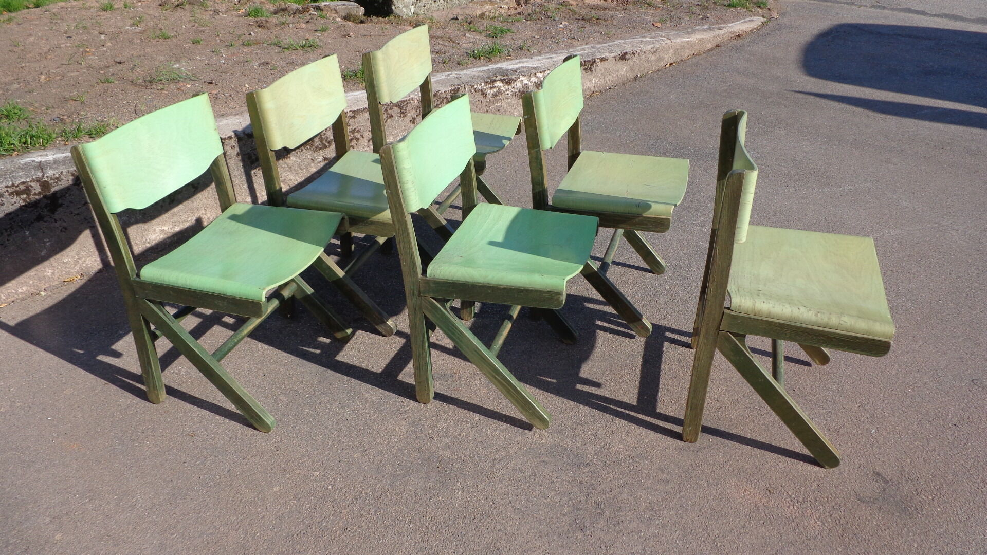 Set of 6 vintage Baumann chairs