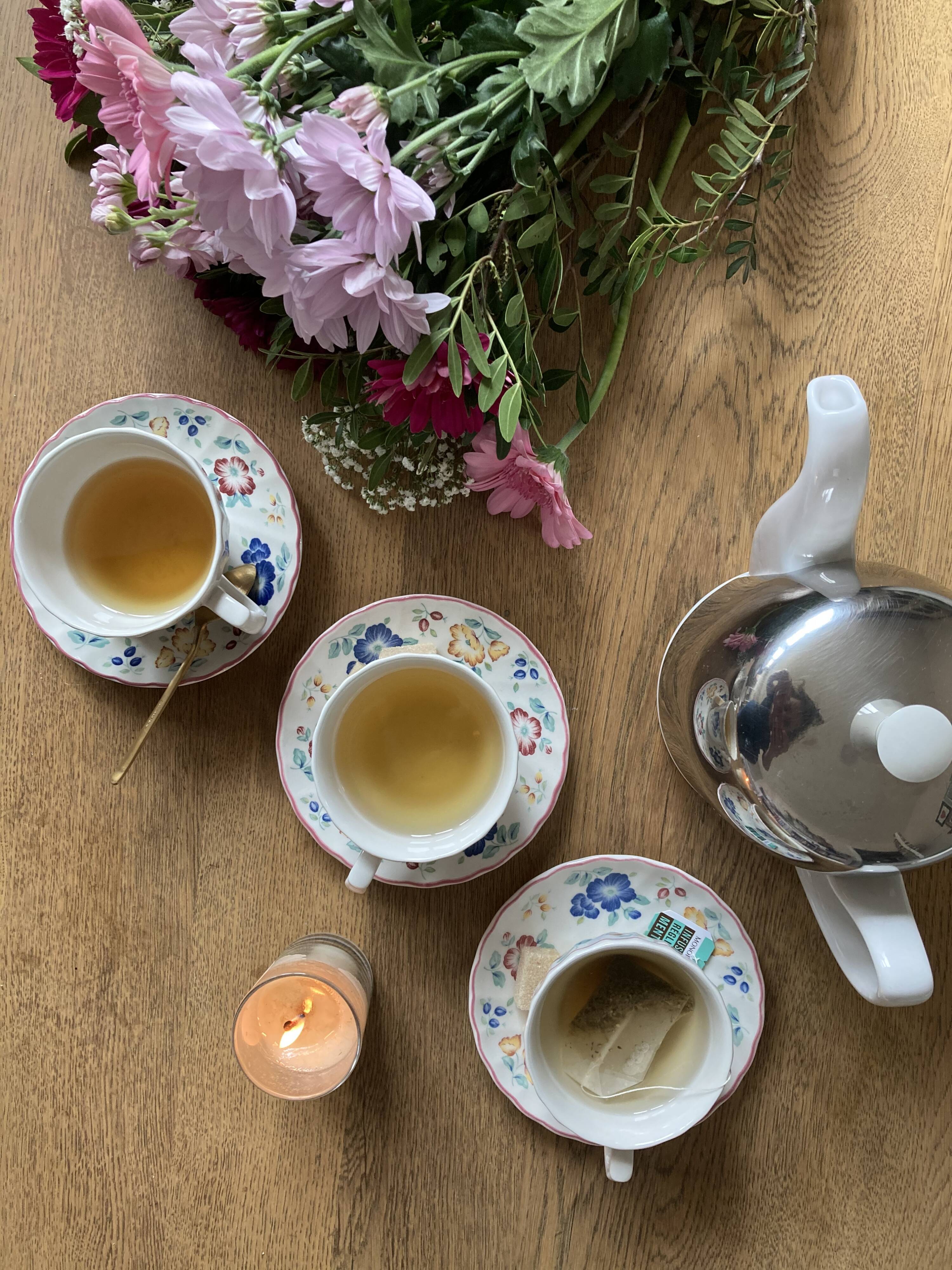 English flower porcelain tea service 6 people