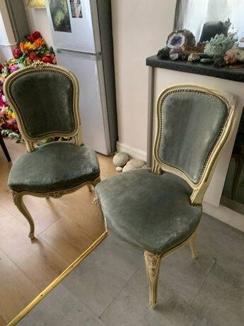 Wood and velvet chair, 19th century Louis XV style