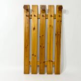 Vintage wall coat rack in solid pine