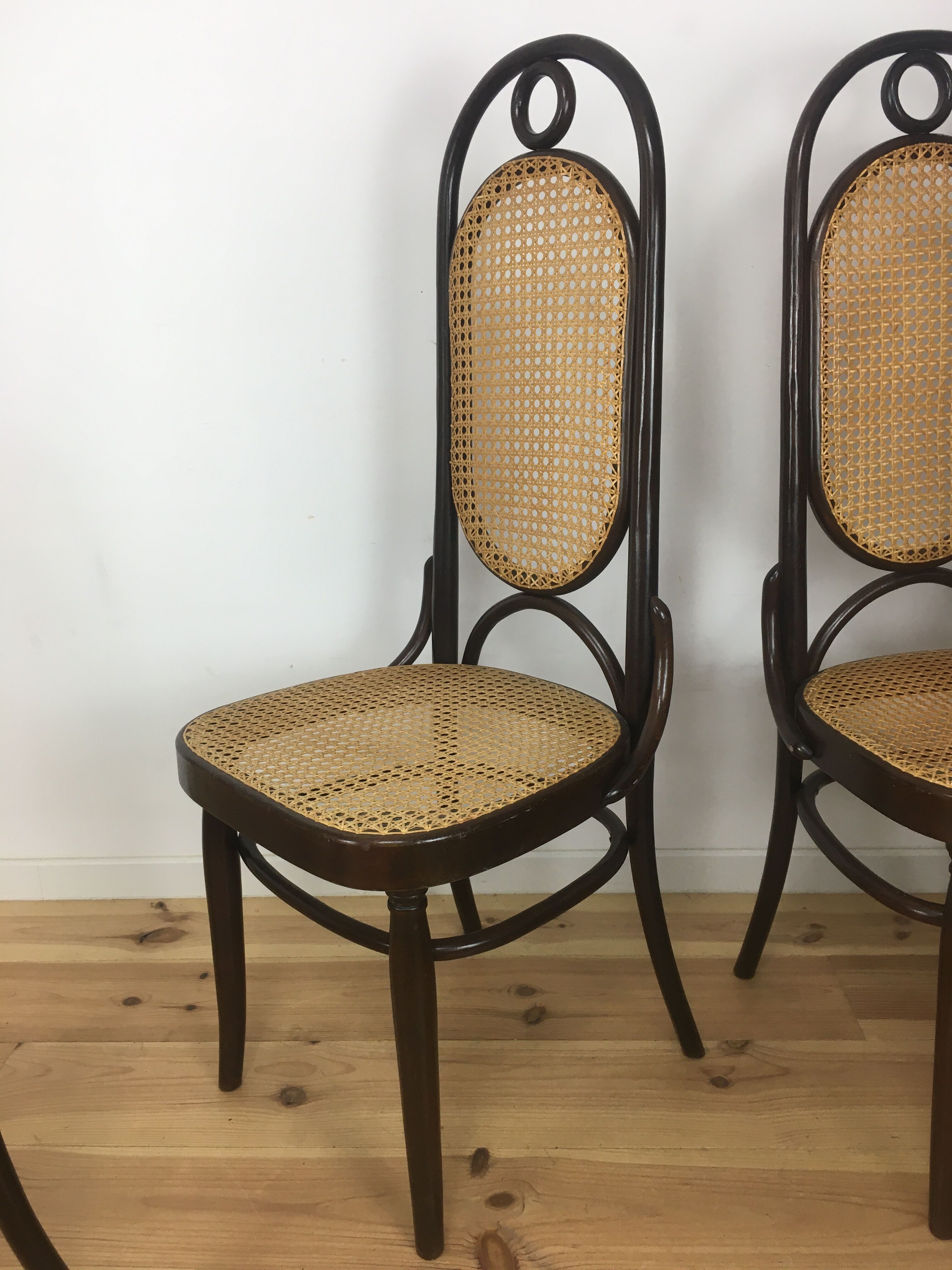 4 bistro chairs number 17 in curved wood and canning