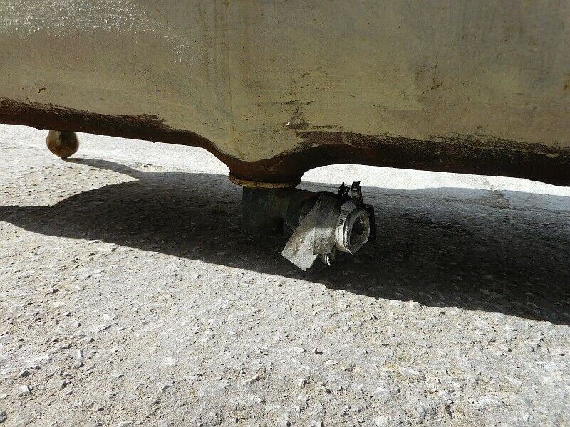 An emailed cast iron bathtub