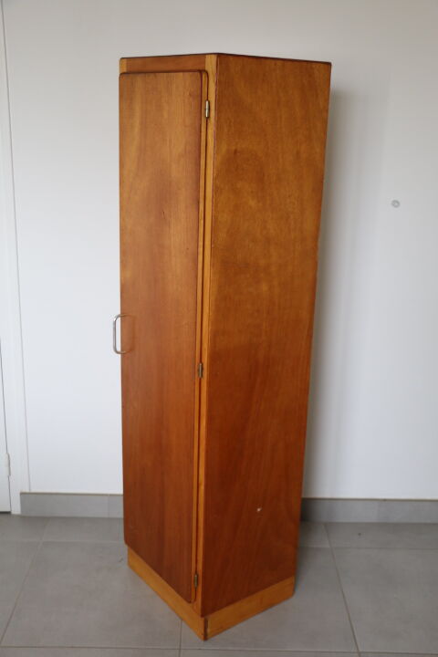 Mini plywood cloakroom 1950