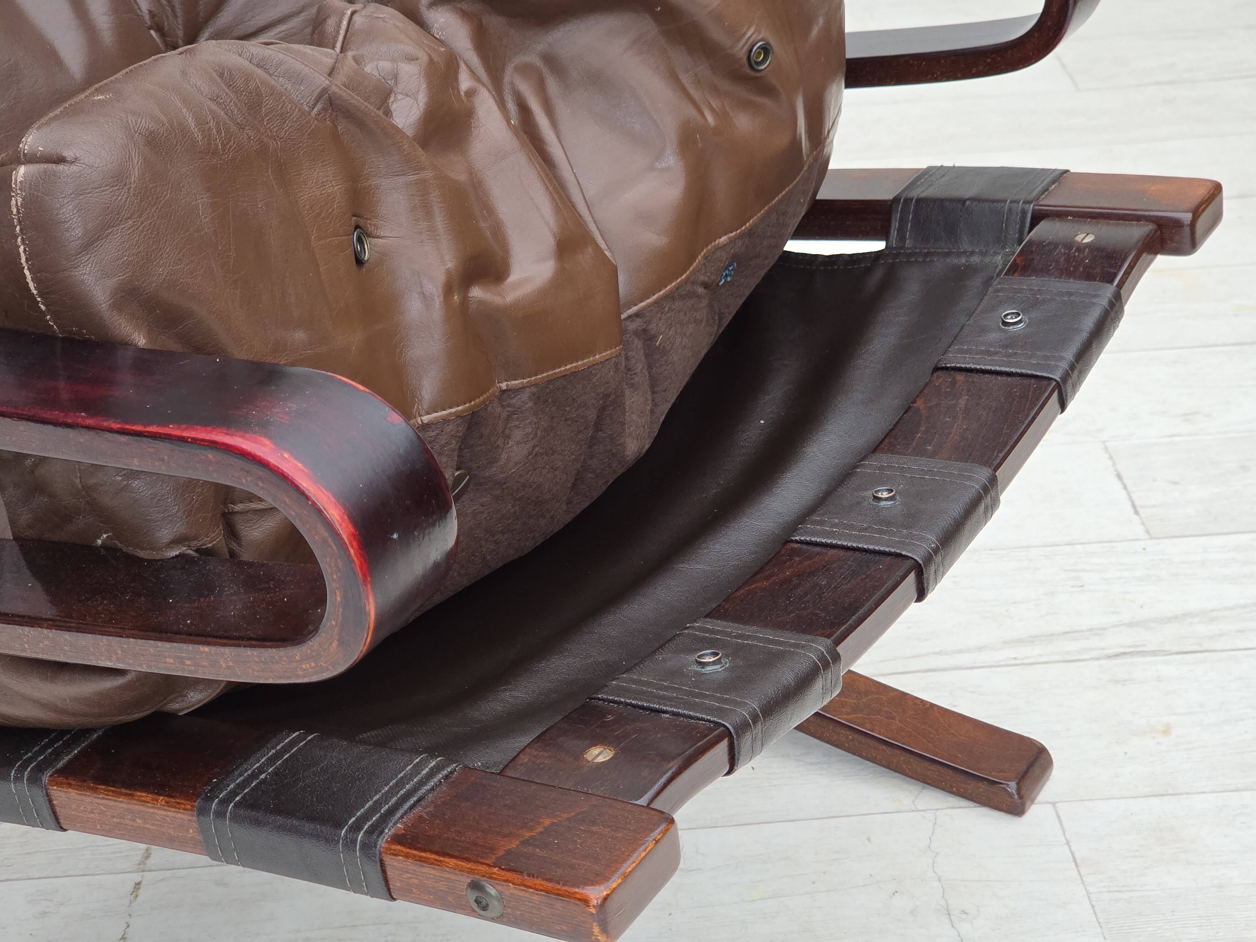 1970s, Norwegian design by Erde & Nordhal Solheim, chair, model "Kengu".