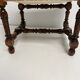 Chaise style Louis XIII en noyer