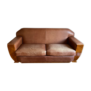 Canapé cuir et loupe