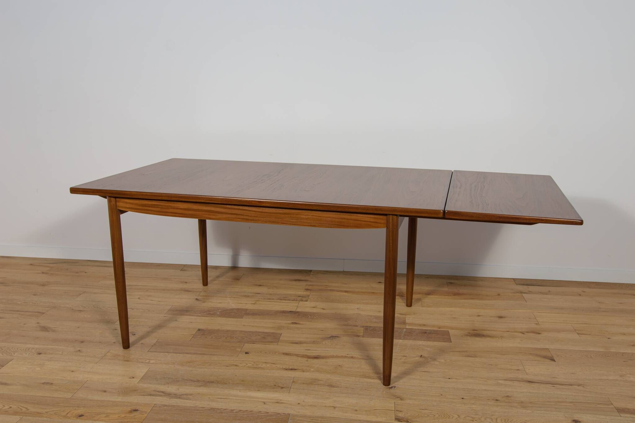 Table à manger extensible en teck du milieu du siècle de G-Plan, Royaume-Uni, années 1960