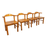 Suite de 4 fauteuils en pin des années 60 70