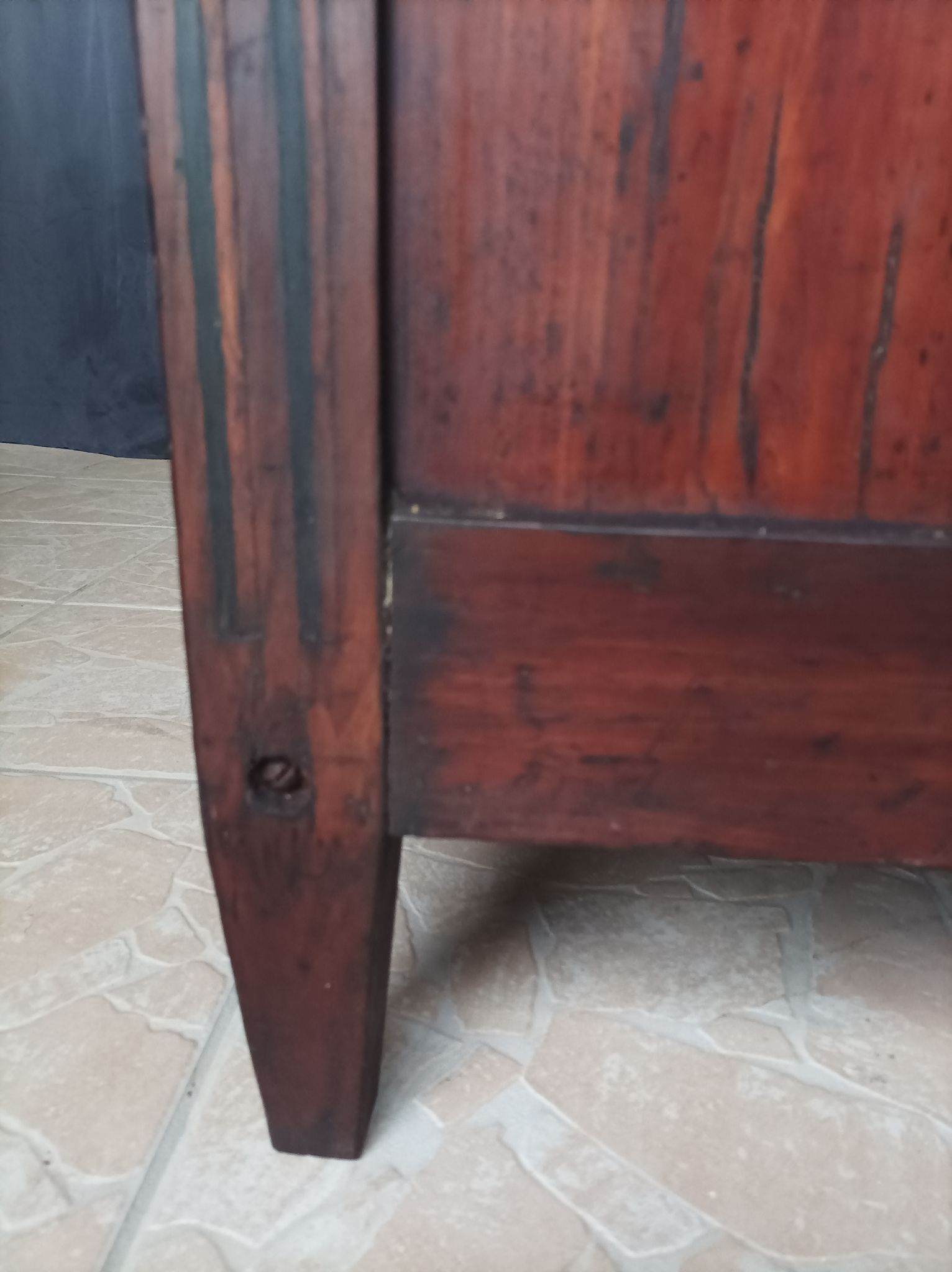 Louis XVI chest of drawers 18th