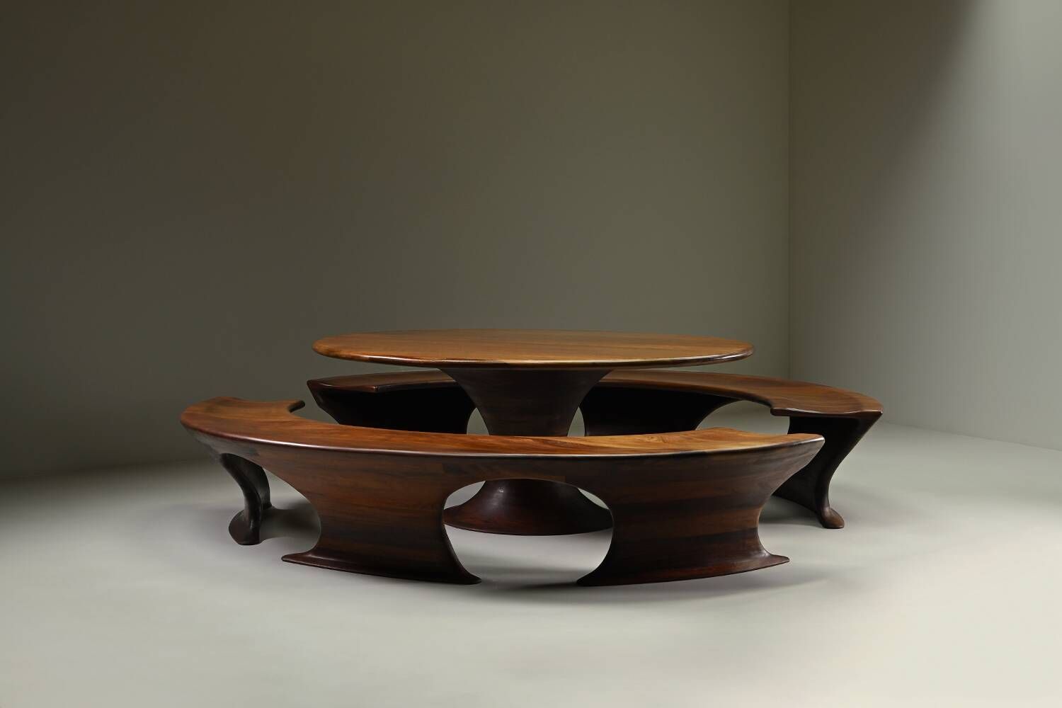 Oval dining set by Marc van Rampeberg for Rampelberg Designs, Kenya Afrik.
