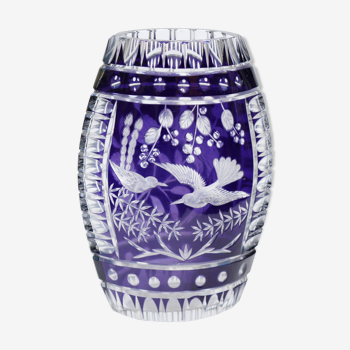 Vase en cristal de bohème décor oiseaux bleu