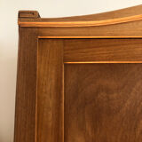 Mirror cabinet