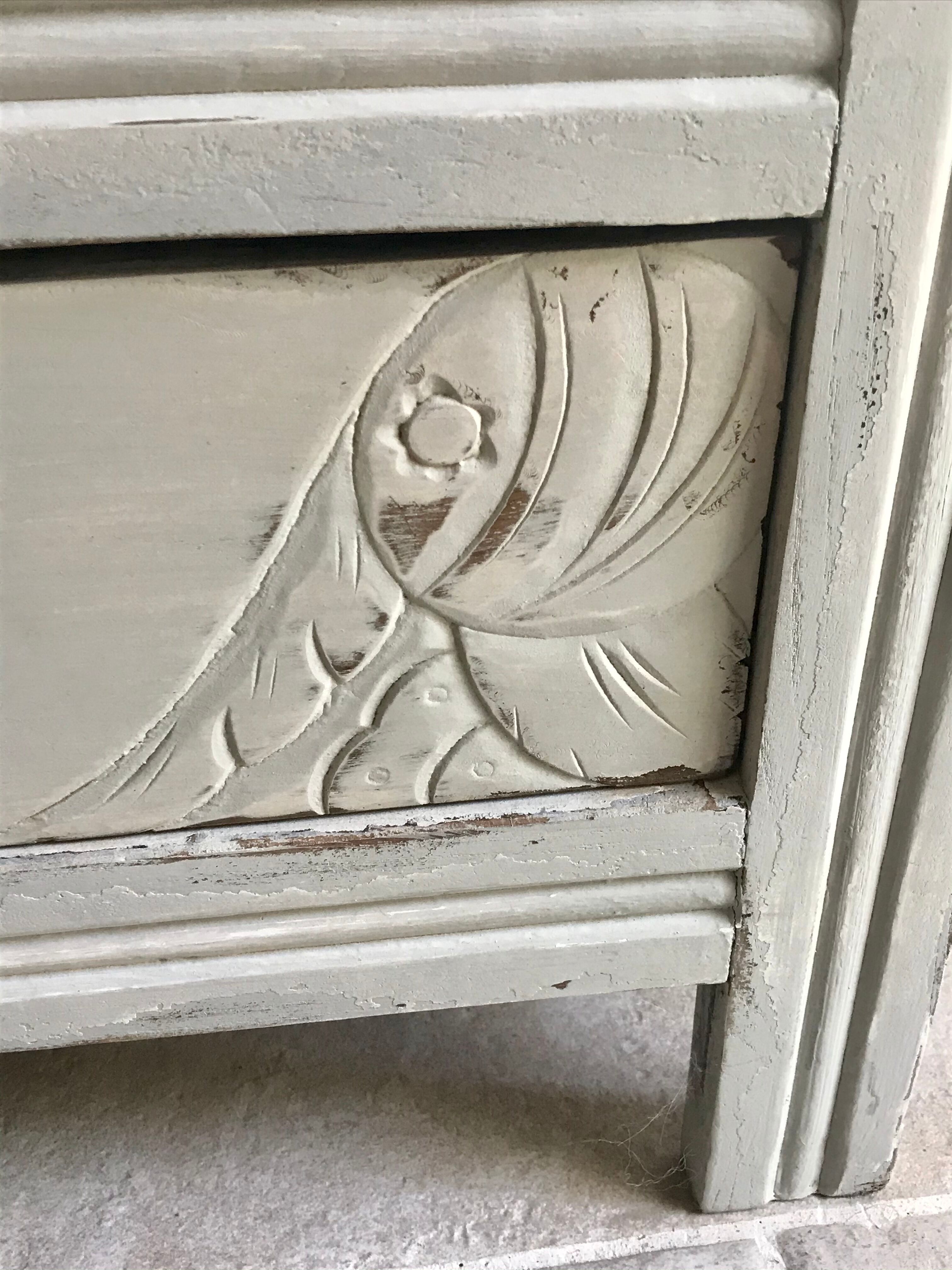 Art Deco chest of drawers