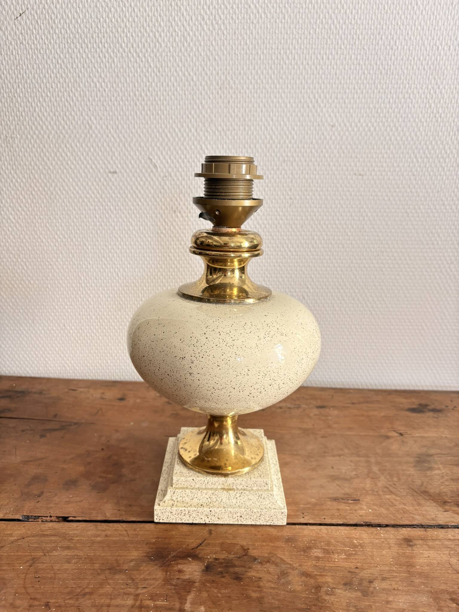 Spotted Vintage Lamp Hollywood Regency Style Chic Ostrich Egg