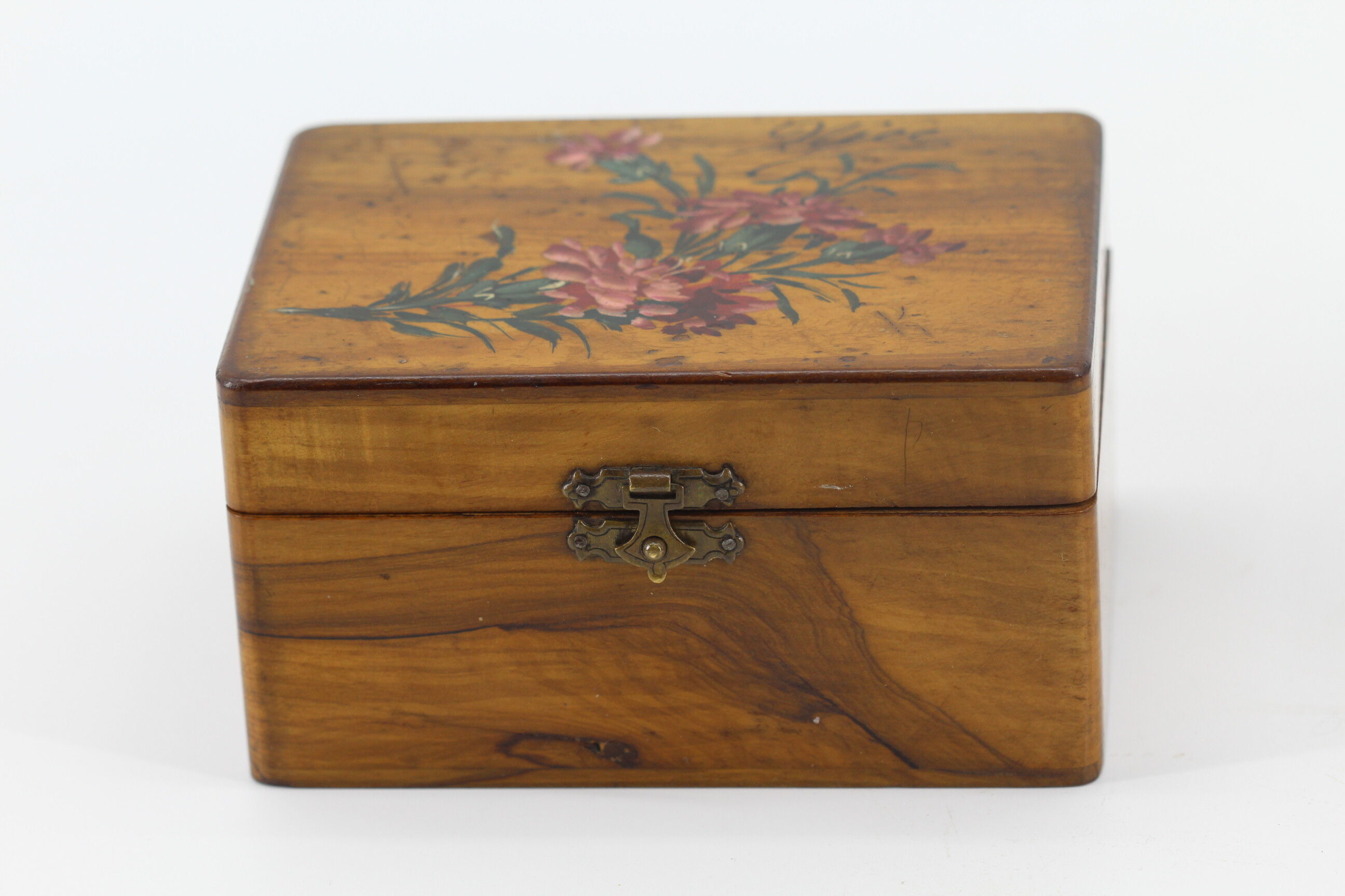 Old box in Nice Memory Olivier