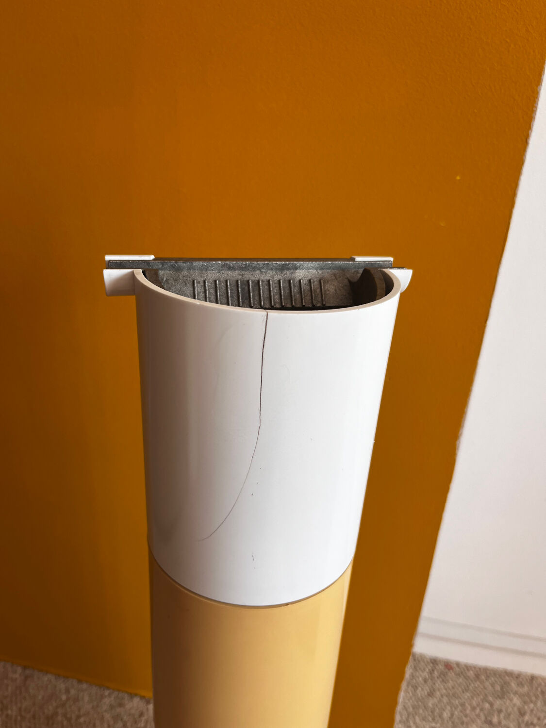 Enzo Mari, Danese Milano, Griglia floor ashtray, 1970s
