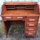 Bureau vintage dit bureau américain à rideau en chêne