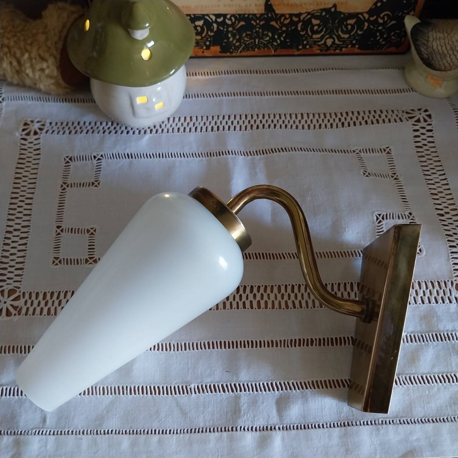 Antique brass wall lamp with opaline lampshade