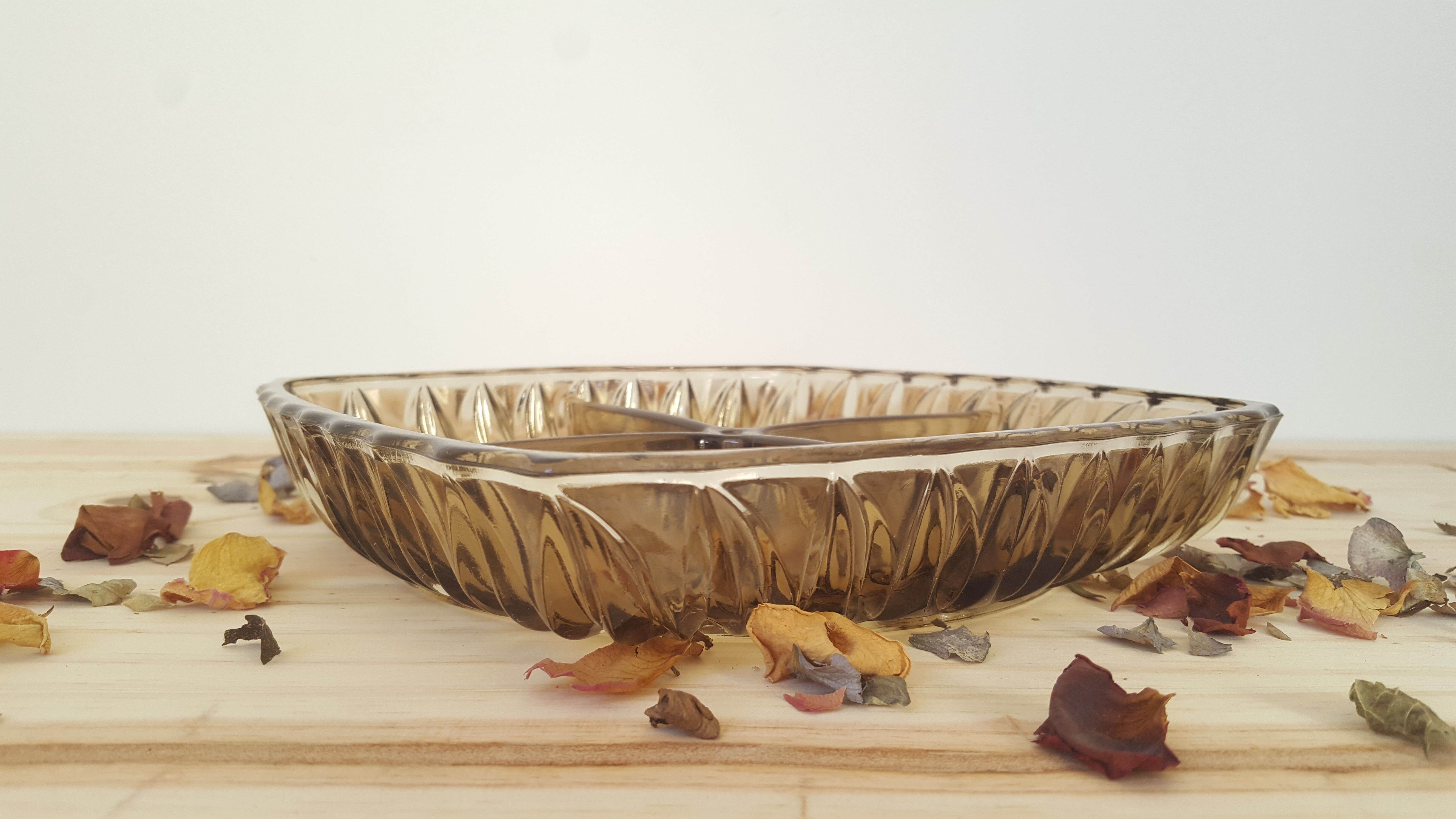 Vintage dish chiseled smoked glass aperitif compartments