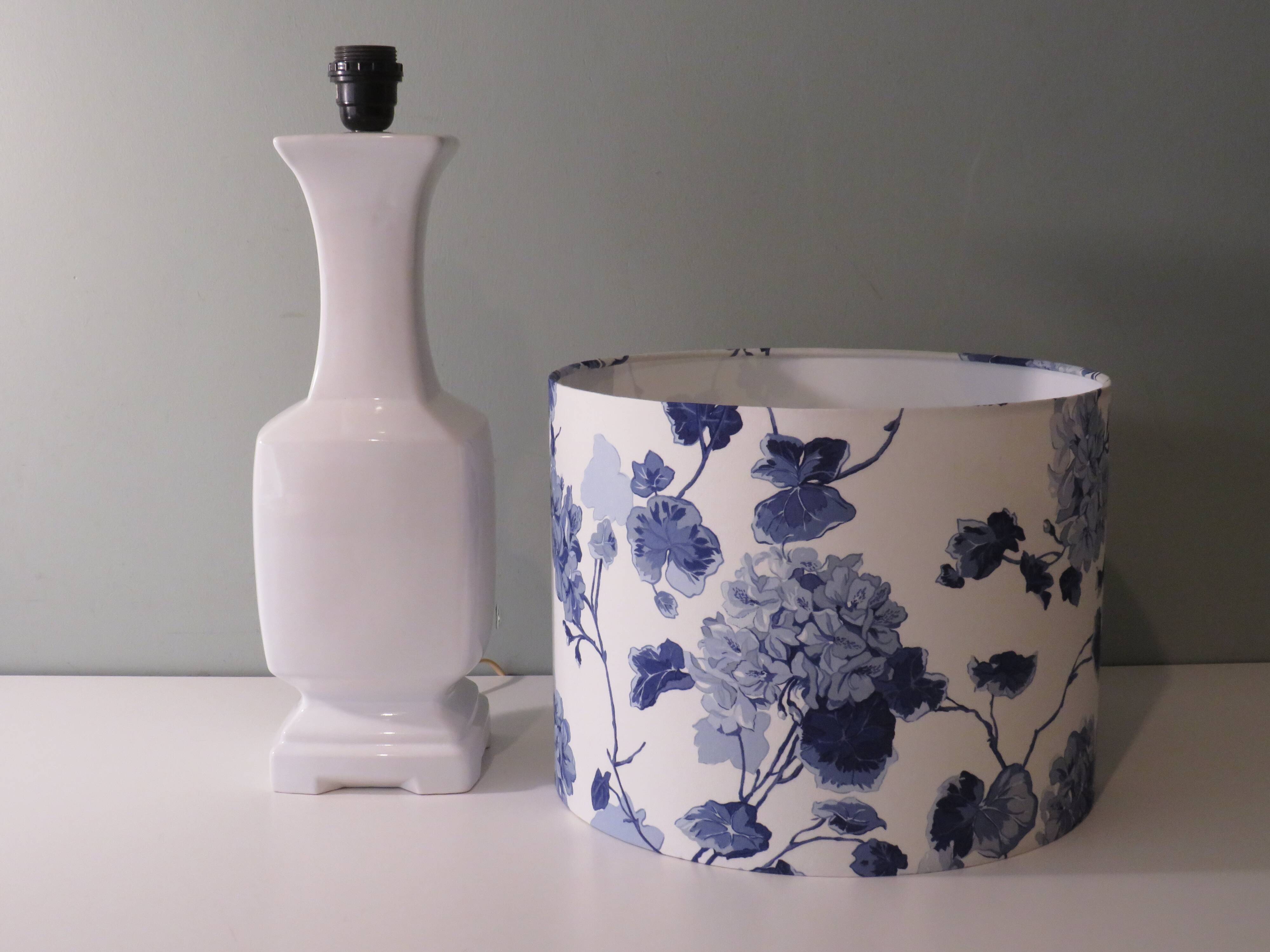 White mid-century ceramic table lamp