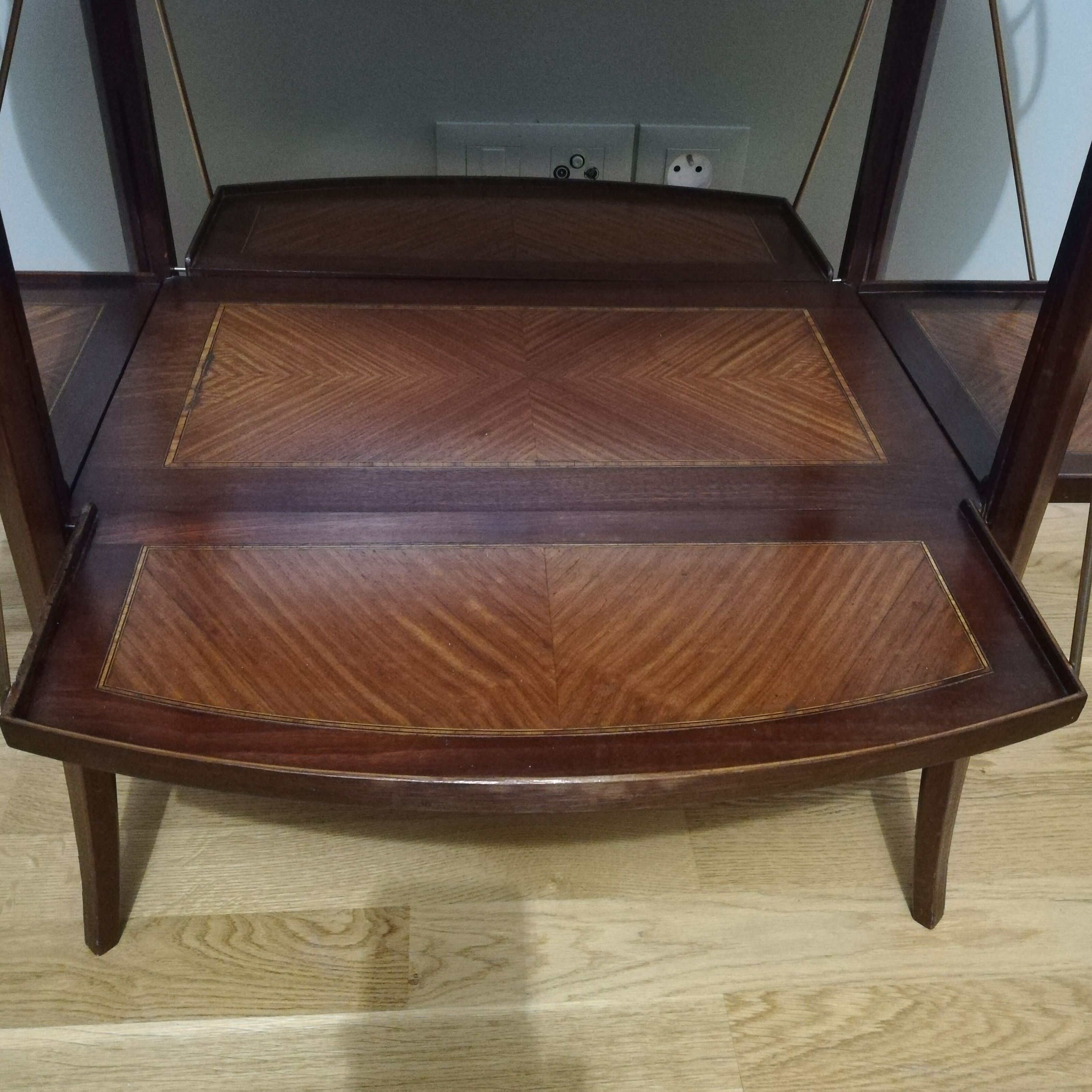 Art deco dessert in mahogany and marquetry