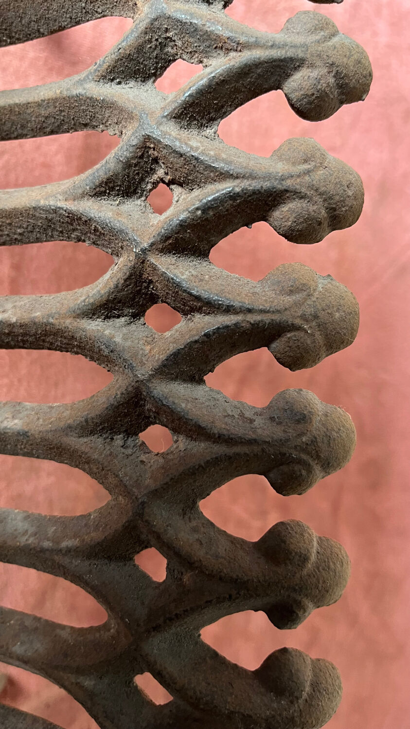 Cast iron chimney grille