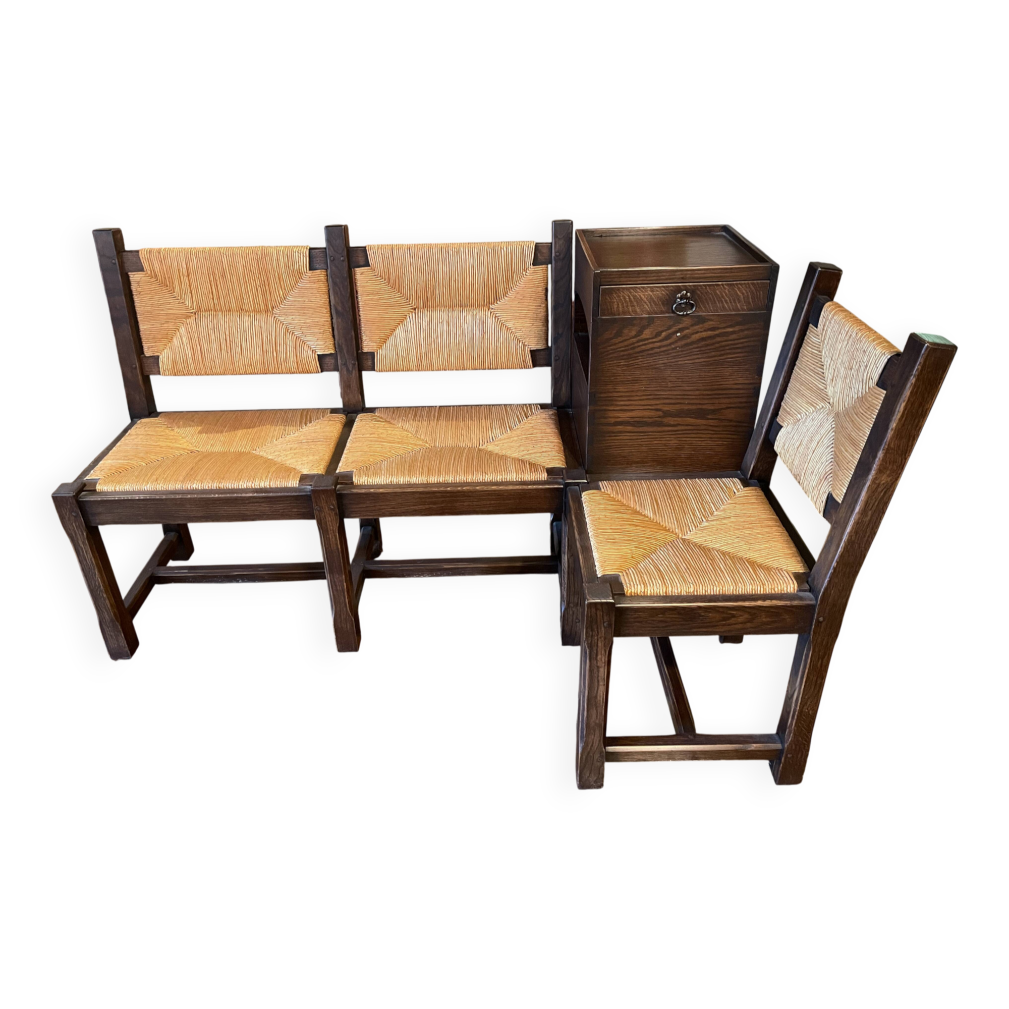 Corner bench