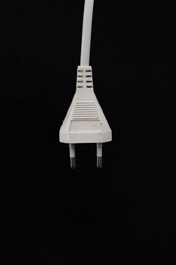 Nordisk Solar Compagni / Knud Holscher “Stringline” desk / table lamp / Danish postmodern design / 1980s