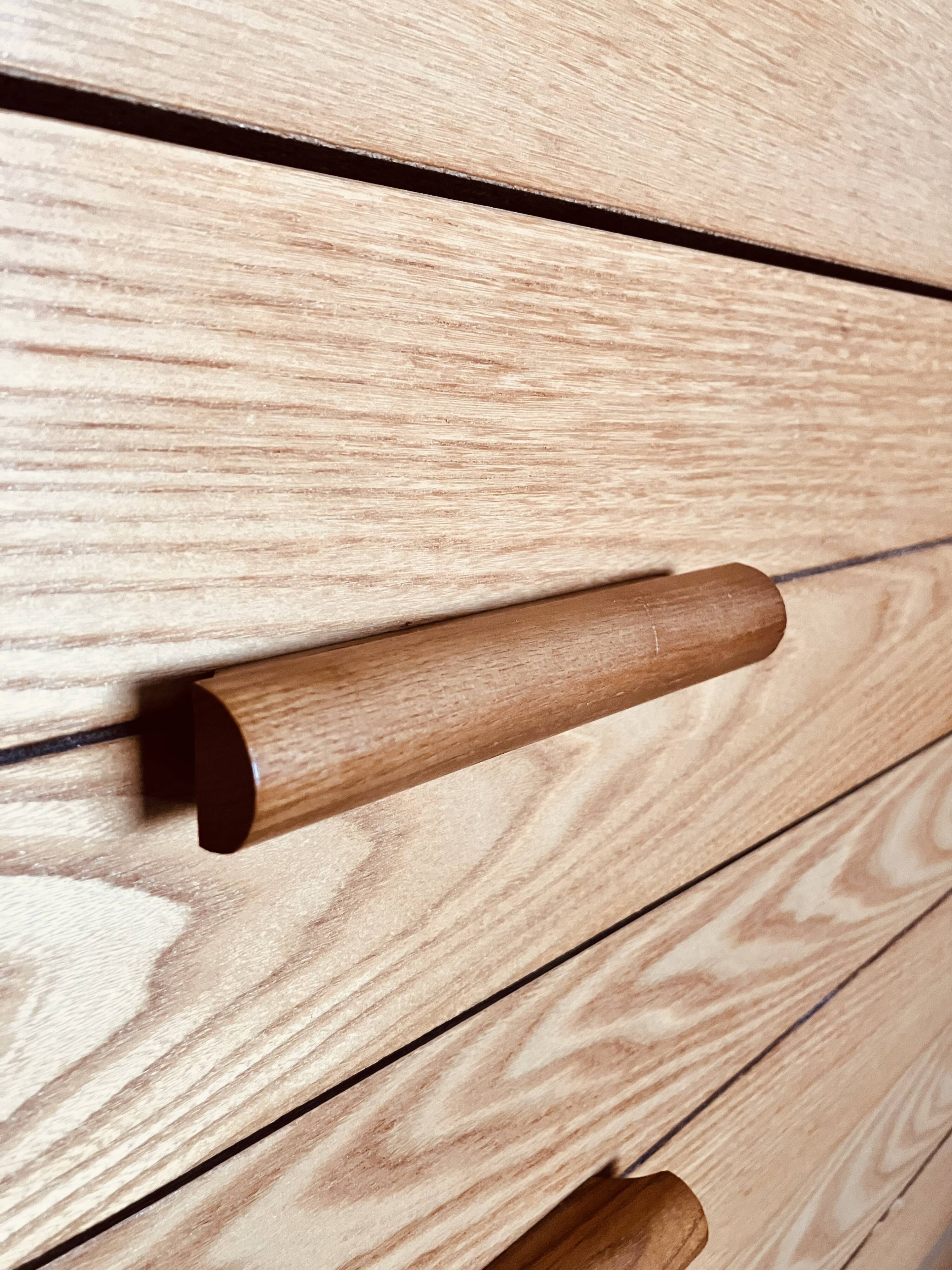 Retro wooden chest of drawers