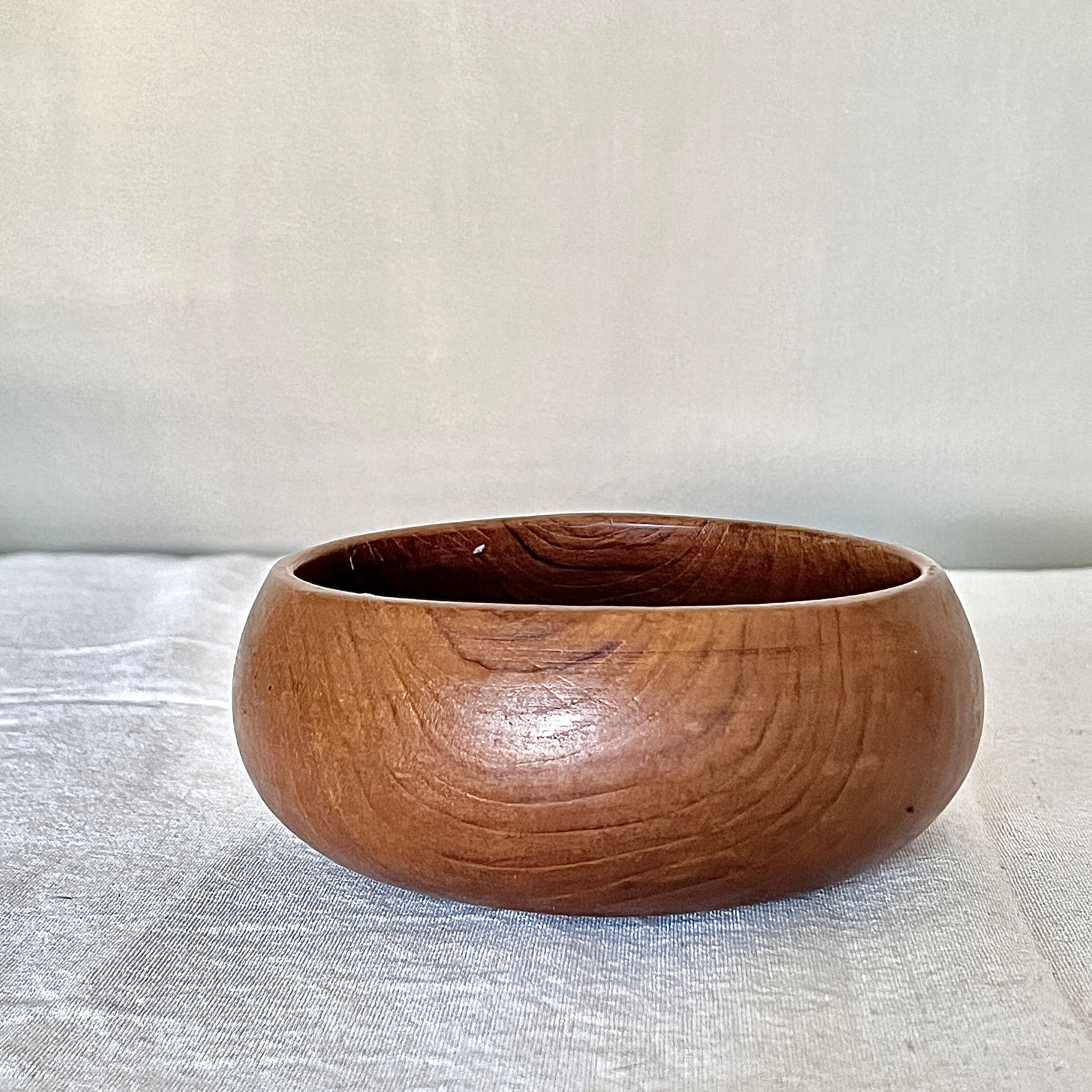 Little teak wood bowl / Scandinavian Japandi