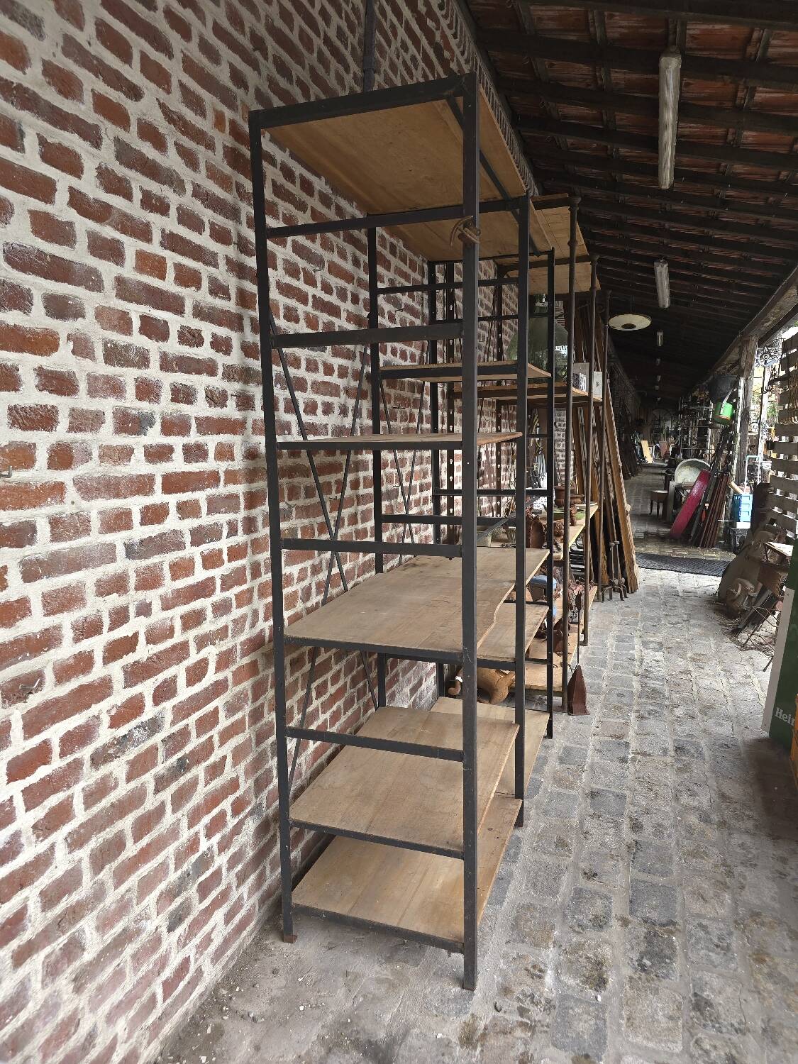 Étagère Industrielle en fer et bois