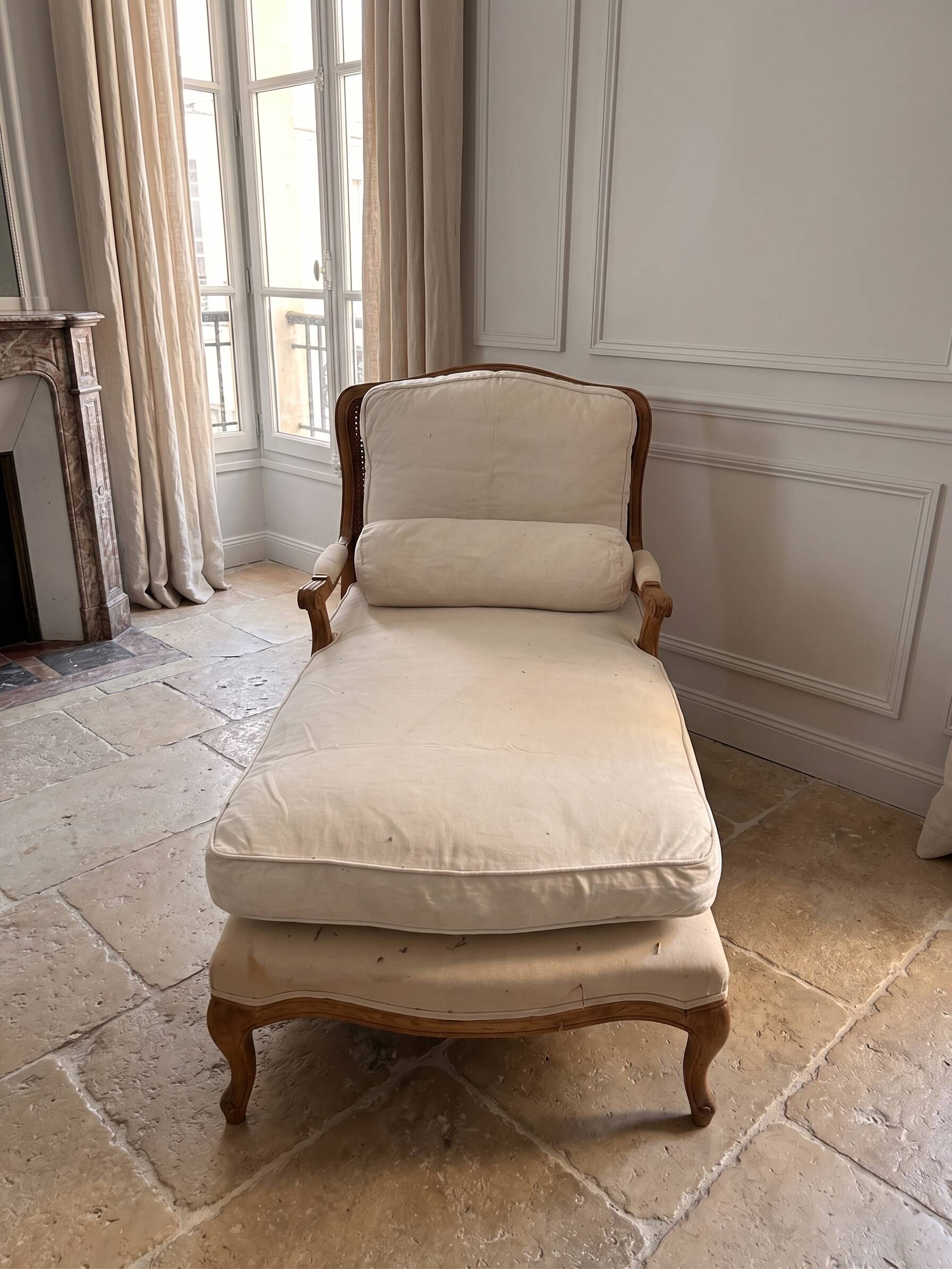Louis XV meridian style