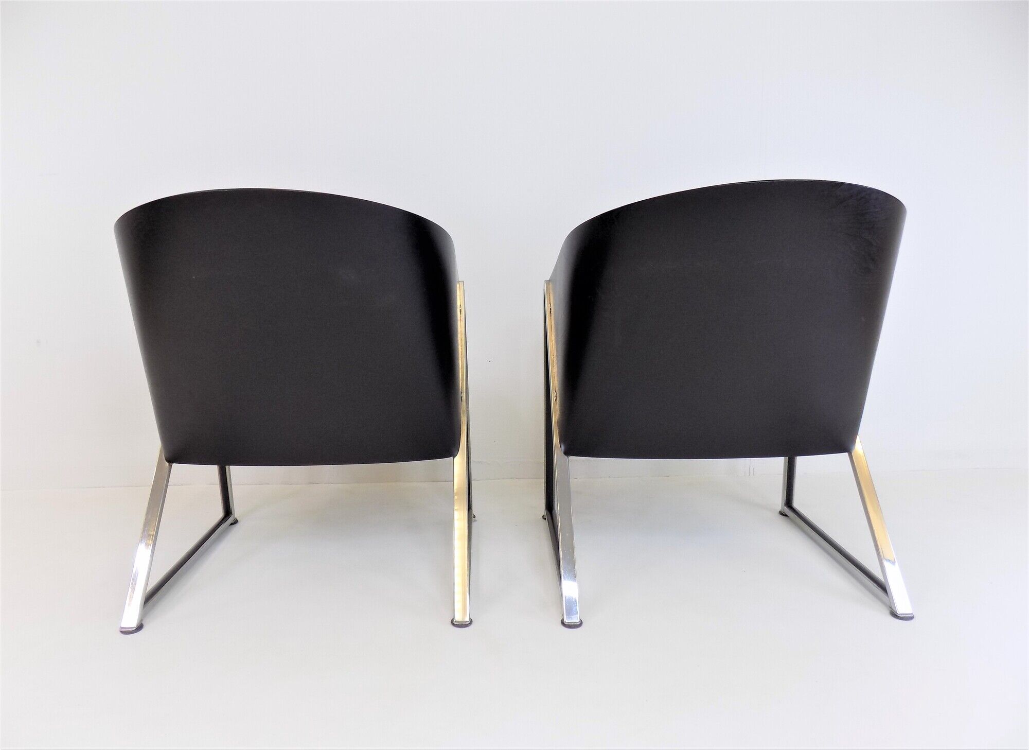 Inno Oy Set of 2 Mondi Armchairs by Jouko Jarvisalo