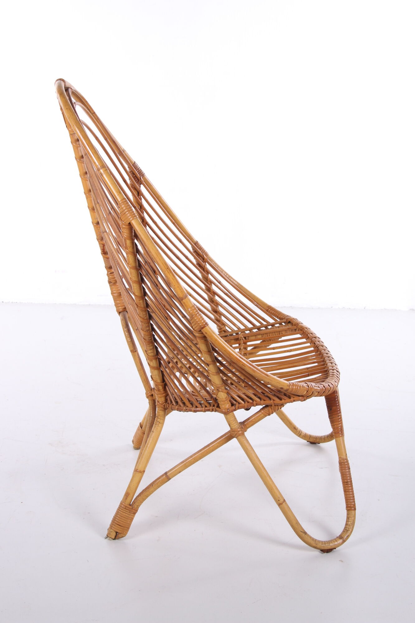 Vintage Dutch design rattan lounge chair Rohe Noordwolde