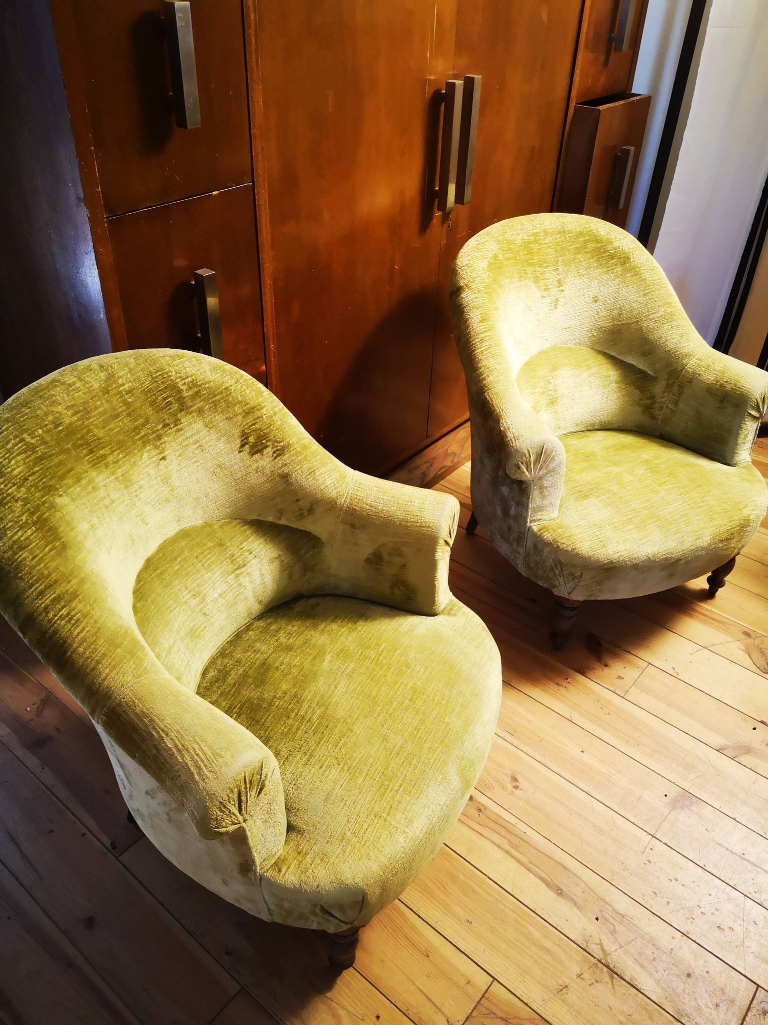Pair of original tapestry velvet toad armchairs