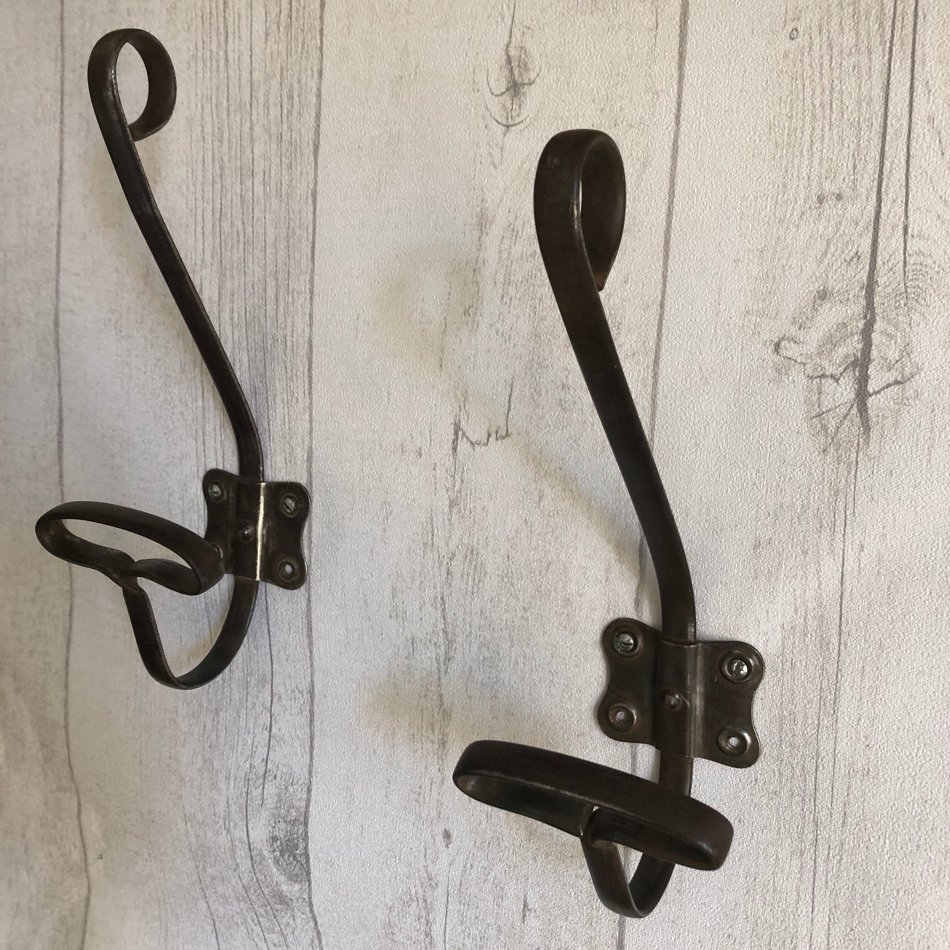 Paire de patères portemanteau