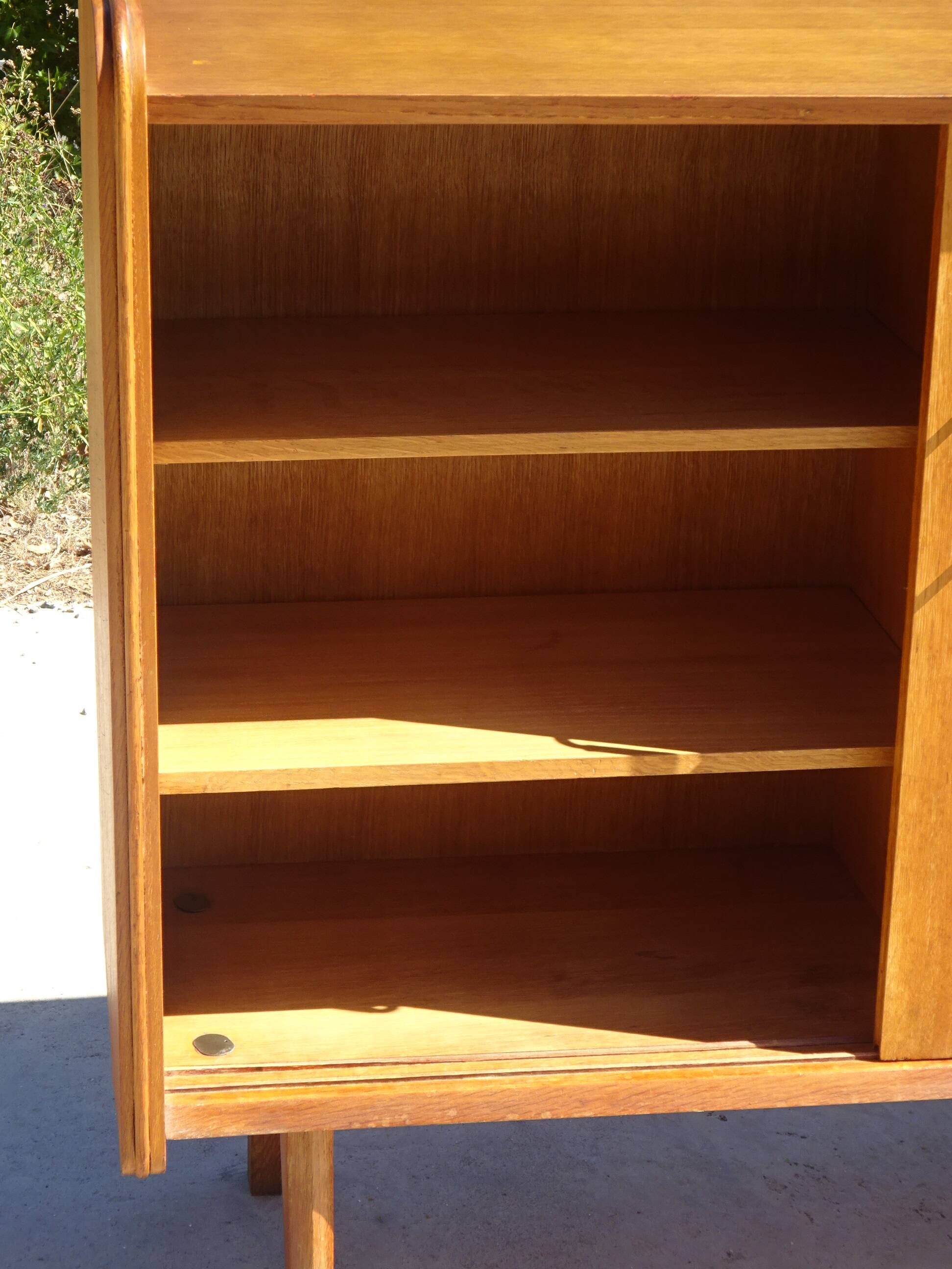 Enfilade vintage aux pieds compas par SAM