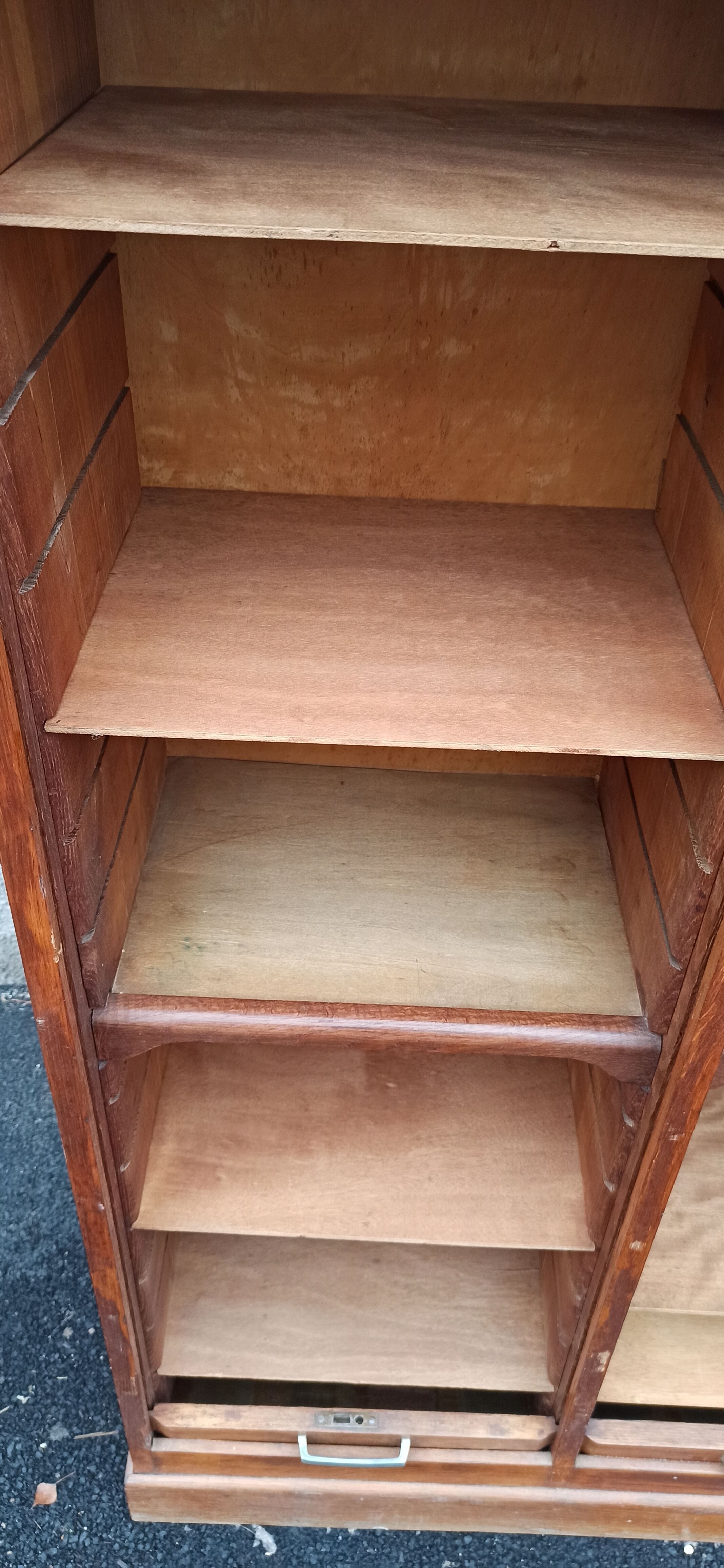 Curtain furniture with keys