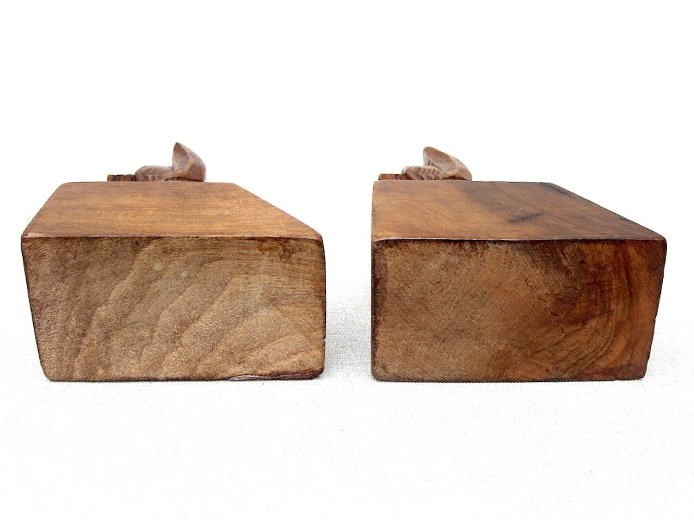 Pair of bookends 1930, wooden dogs