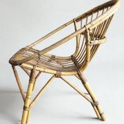 Salon, shell chairs in rattan from the 1960s.