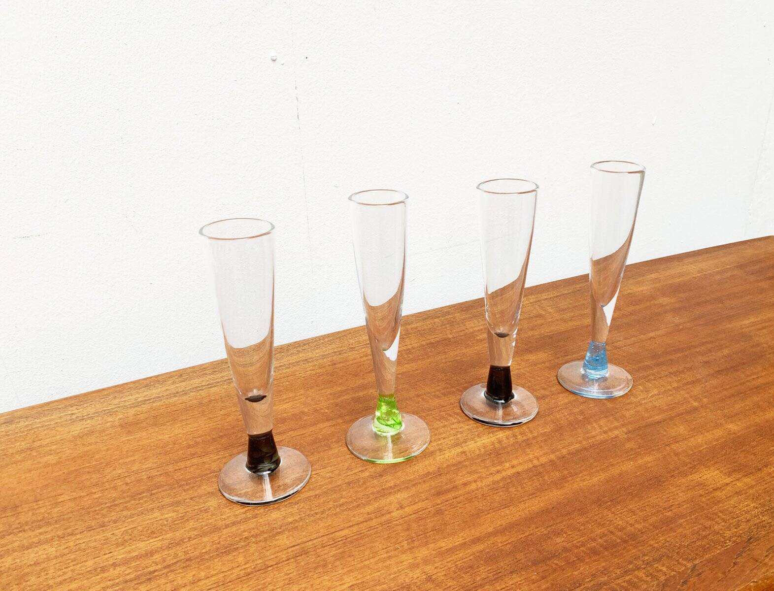 German Champagne Glasses by Regina Kaufmann for Glashagen Hütte, Set of 4