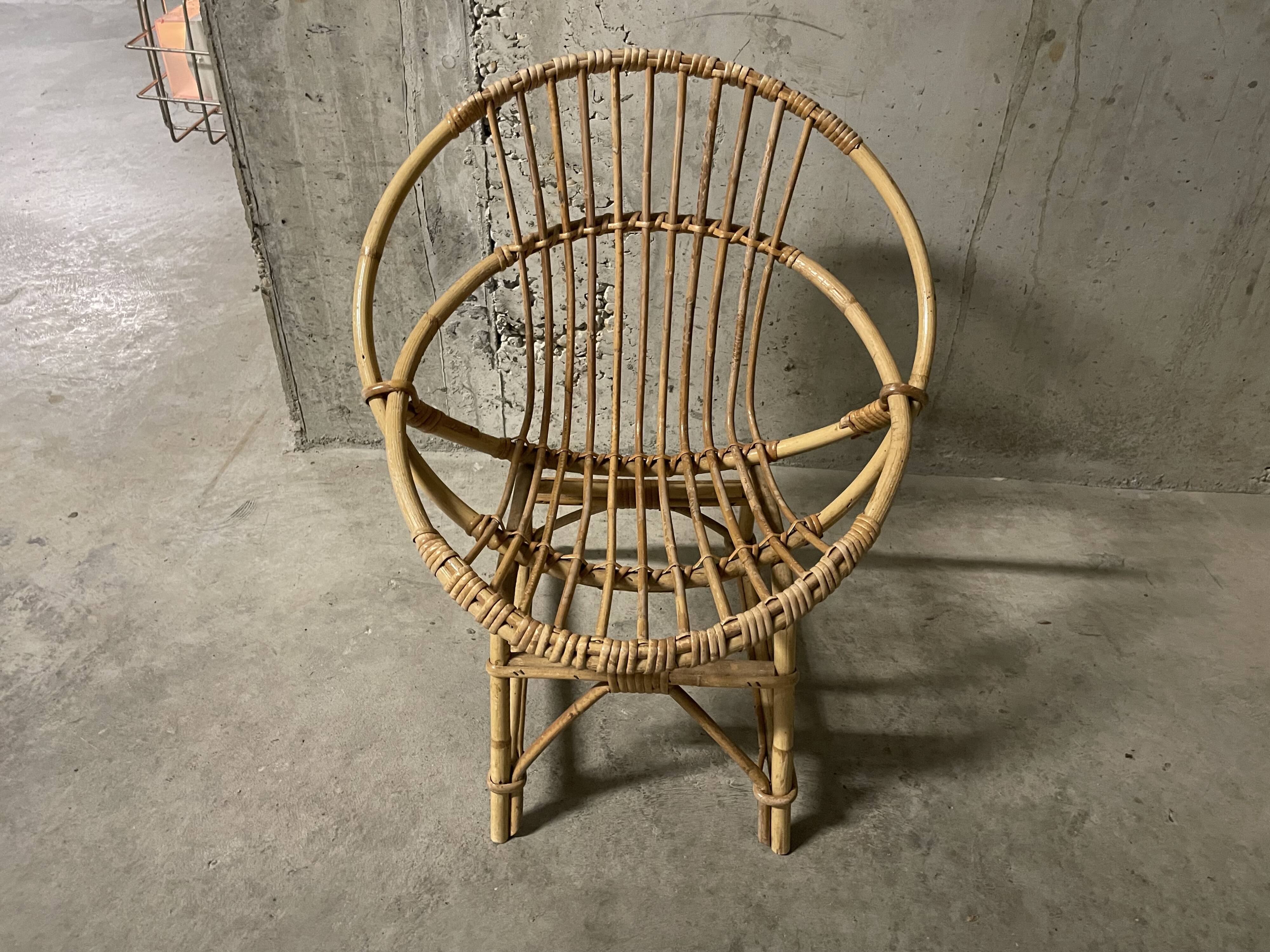 Children's rattan basket chair