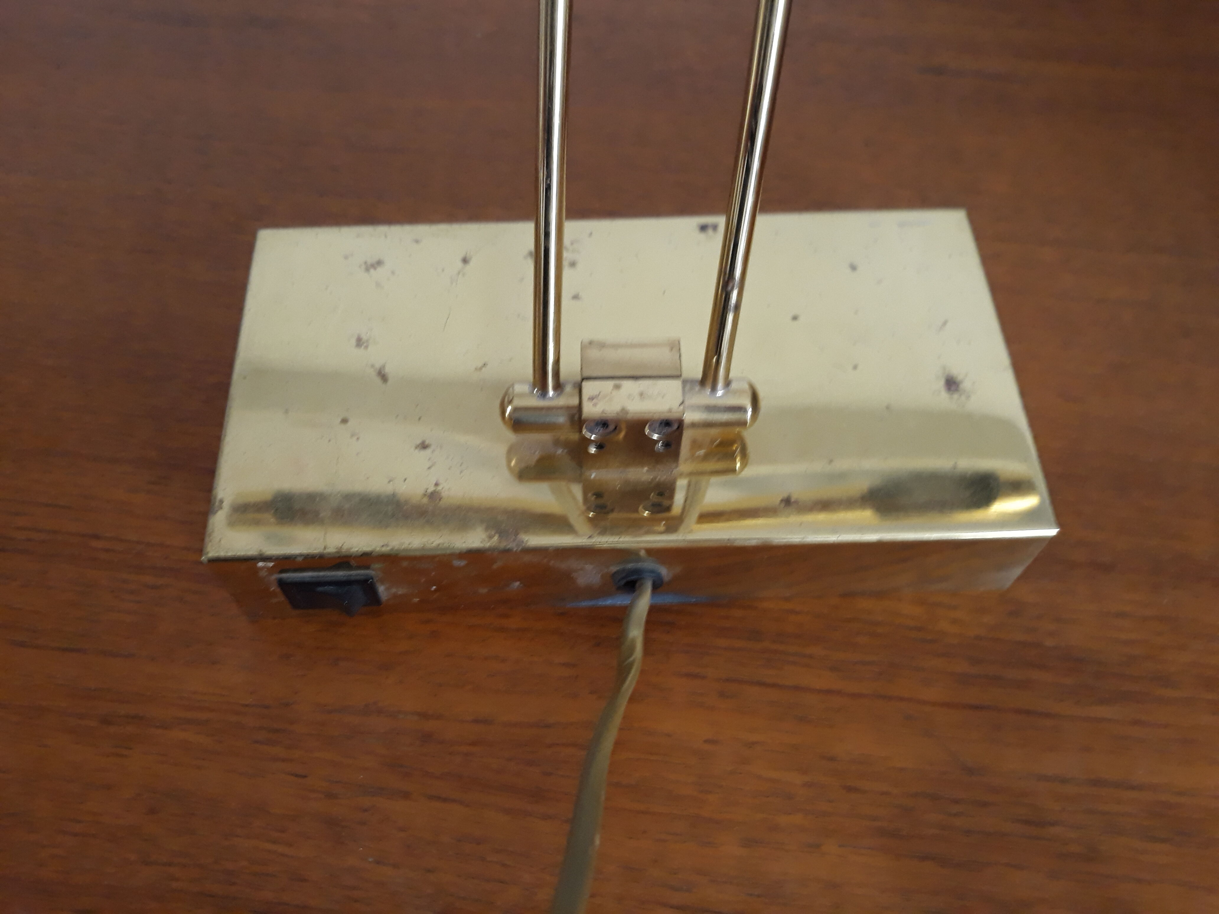 Italian vintage adjustable brass desk lamp