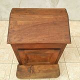 Walnut desk in the early 19th century