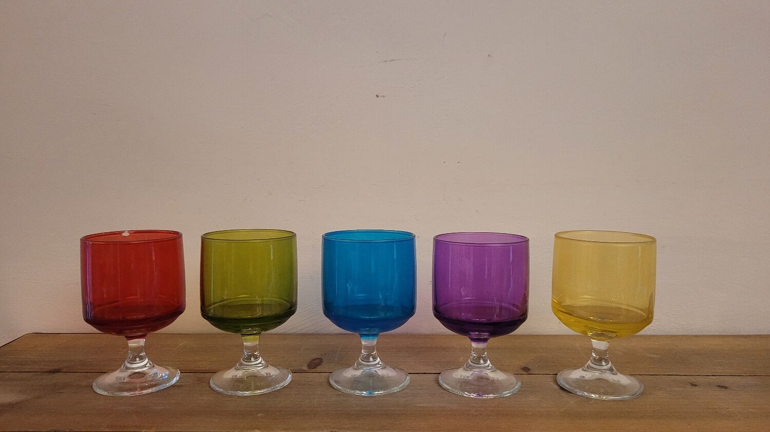 Verres à pied 70's