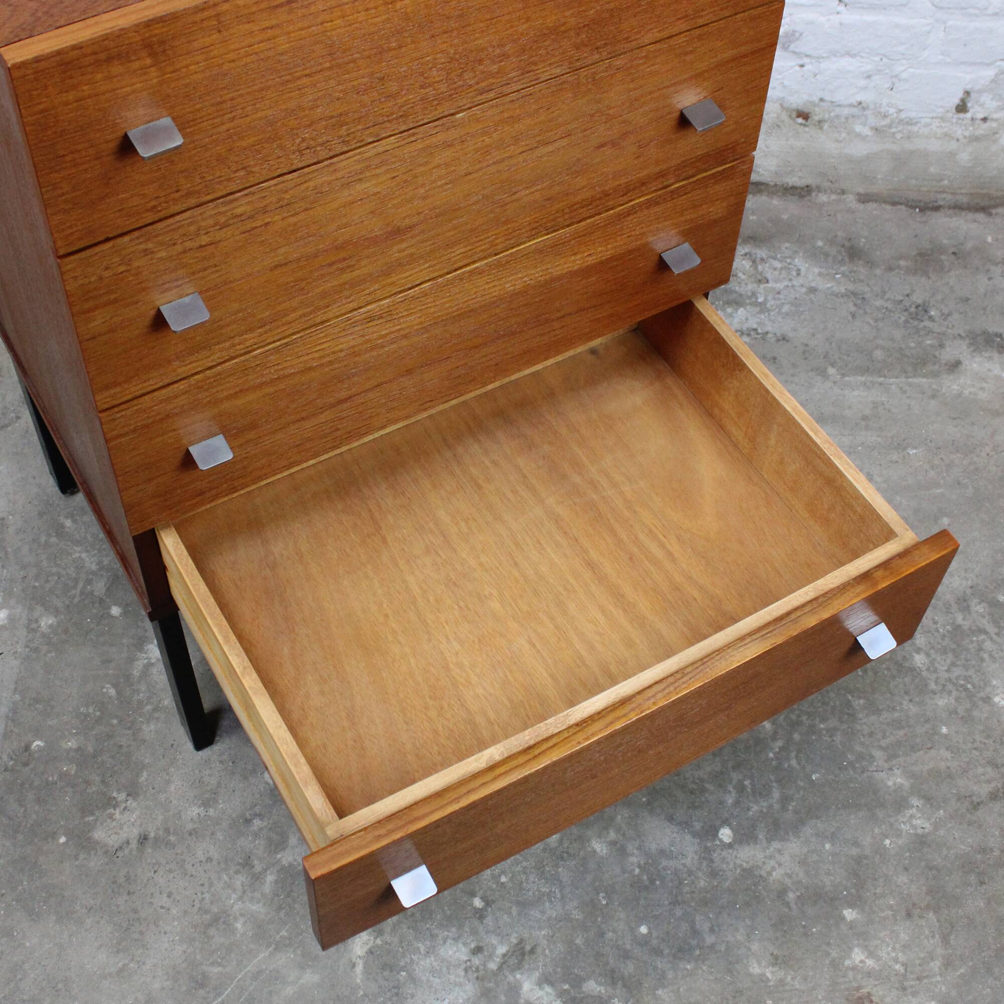 "664" model chest of drawers by Pierre Guariche for Meurop 1960s