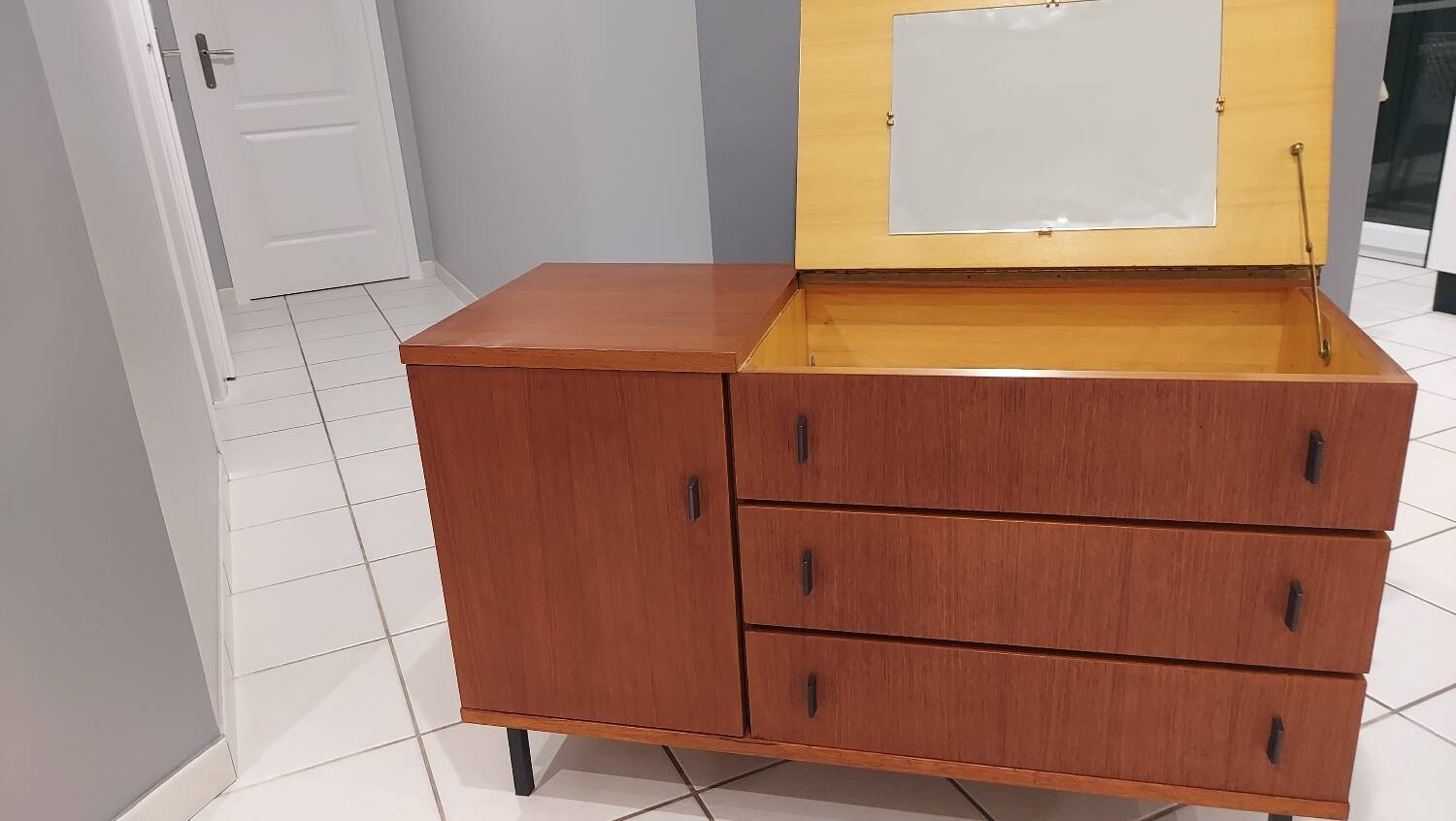 Vintage teak chest of drawers, 1970s